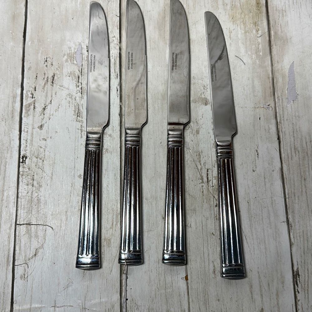 4 Reed & Barton CRESCENDO II Dinner Knives 9 3/4”
